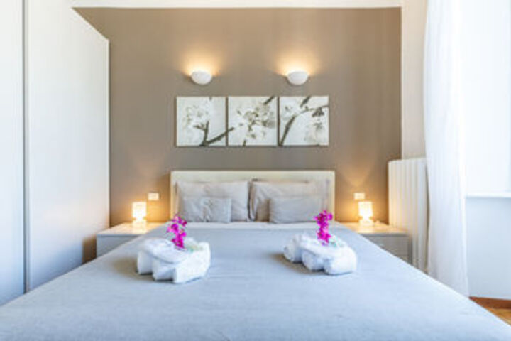 Room 9 of 31
