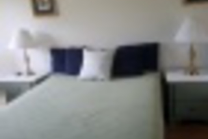 Room 350 of 516