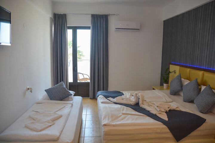 Room 21 of 58