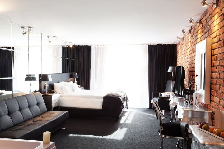 Room 62 of 112
