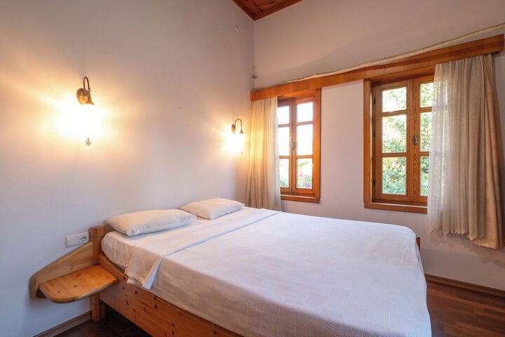 Room 40 of 80