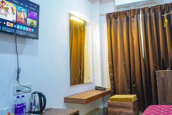 Room 9 of 23