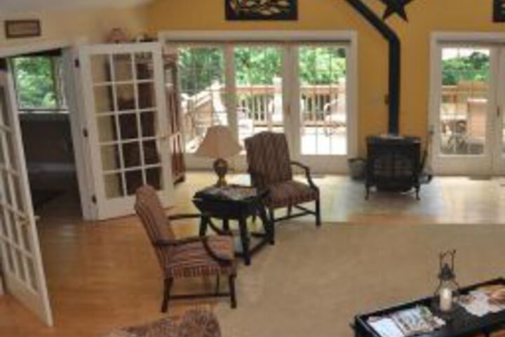 Hammer Creek Hideaway Bed & Breakfast