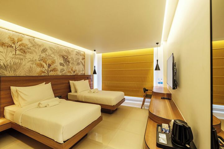 Room 64 of 141