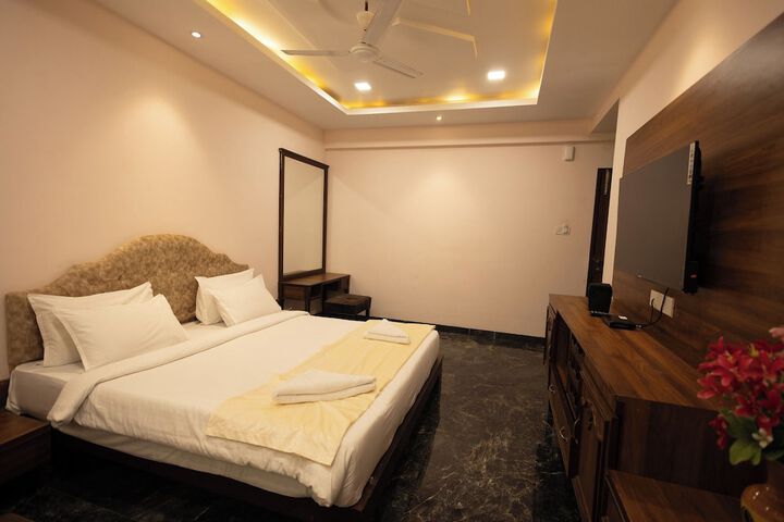Room 7 of 37