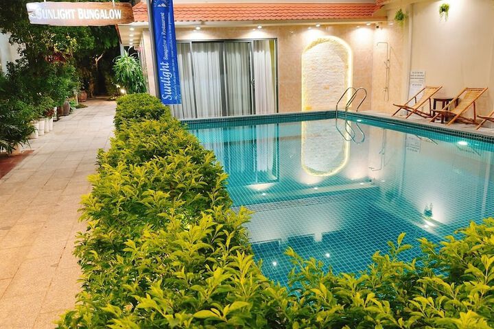 Pools & Facilities