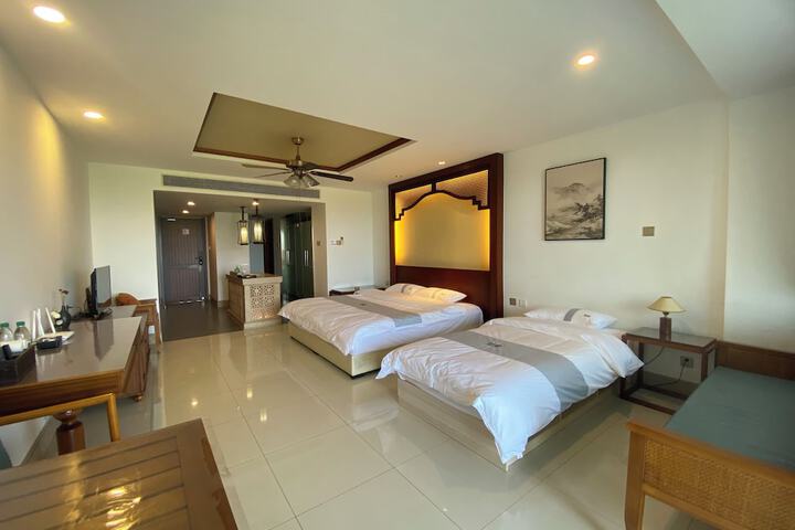 Room 56 of 178