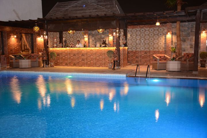 Pool 34 of 44