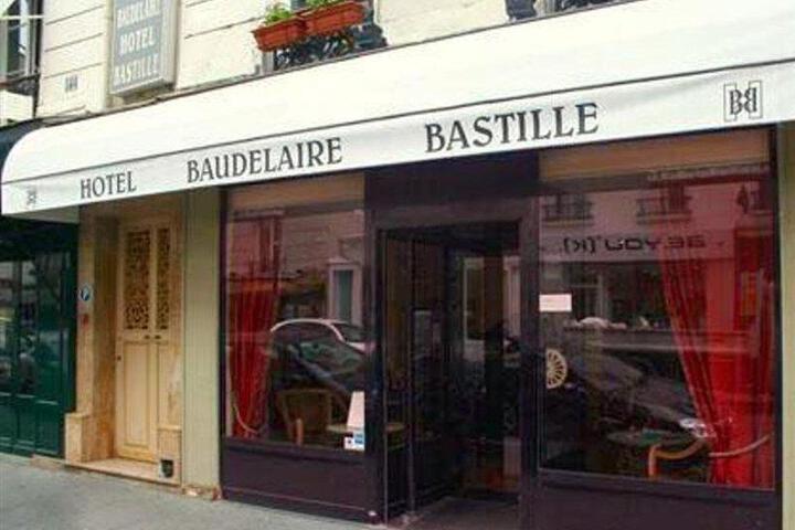 Baudelaire Bastille