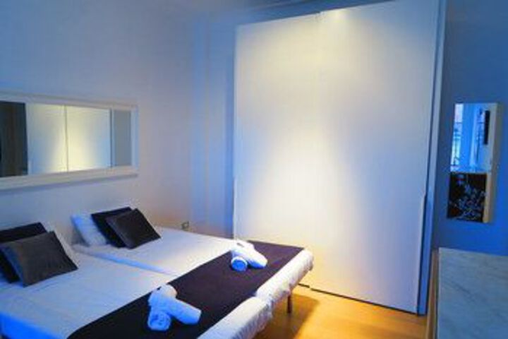 Room 12 of 21