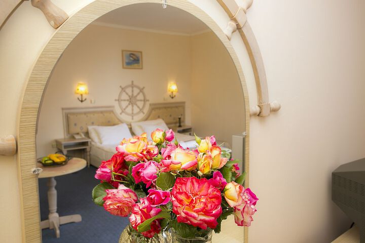 Room 25 of 124
