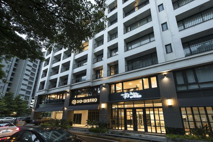 Hotel 75 of 77