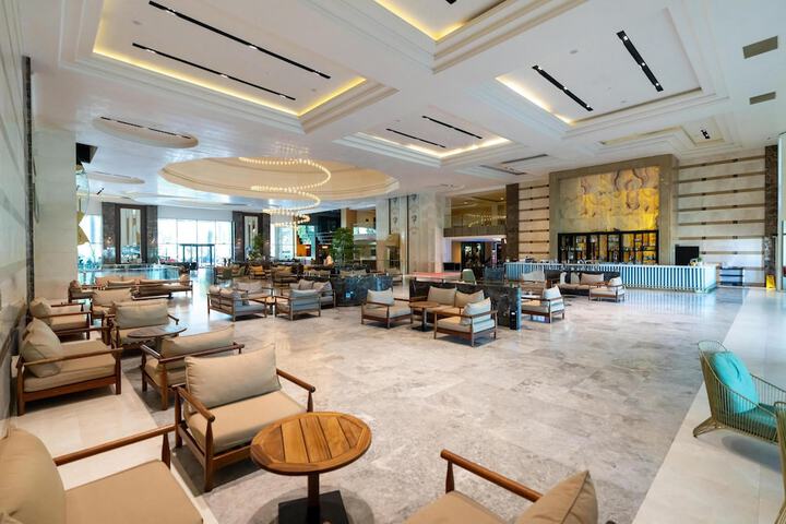 Hotel Interior 5 of 108