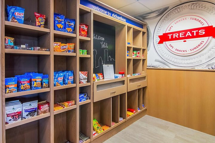 Snack bar