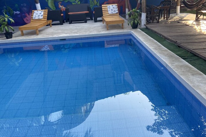 Pool 22 of 29