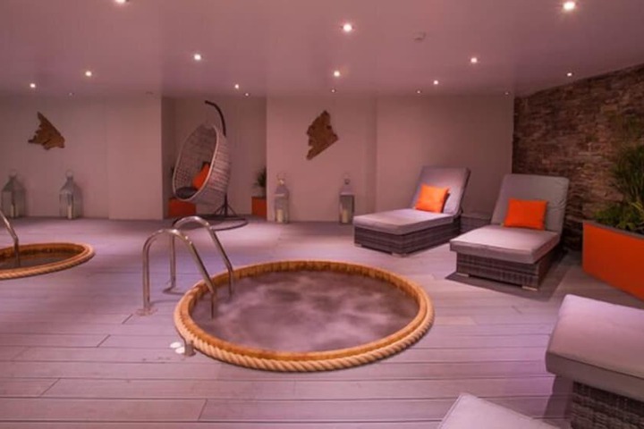 Spa 50 of 69