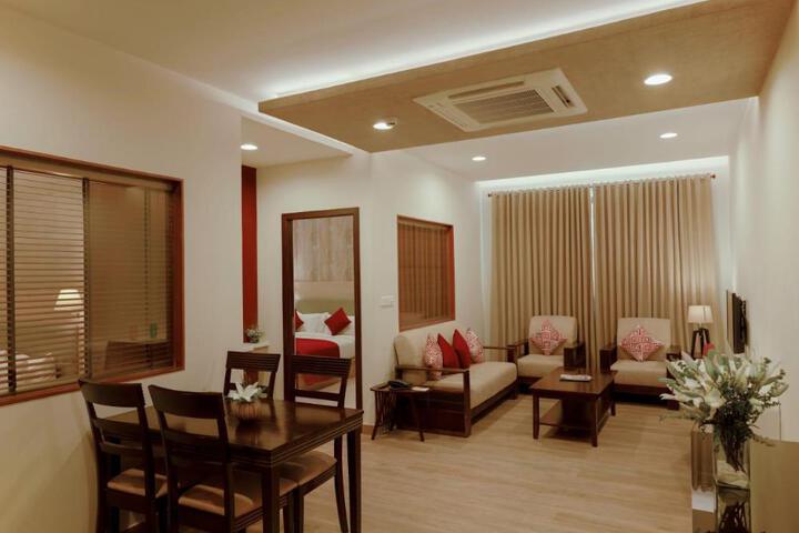 SFS HOMEBRIDGE HOTEL