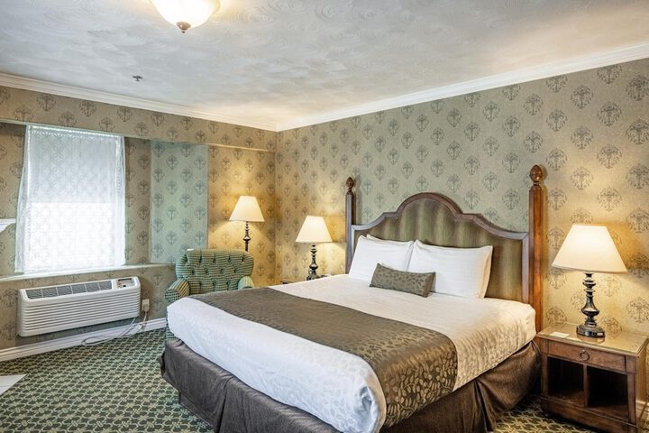 Room 20 of 56