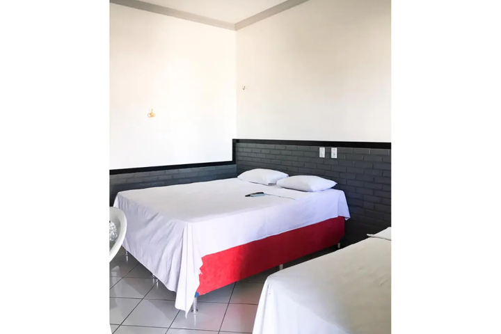 Room 3 of 11