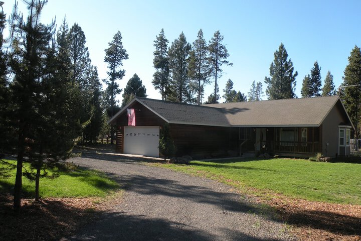 The Cozy Cabin LaPine
