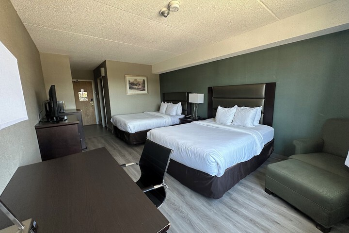 Room 2 of 12