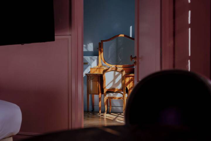 Room 24 of 57