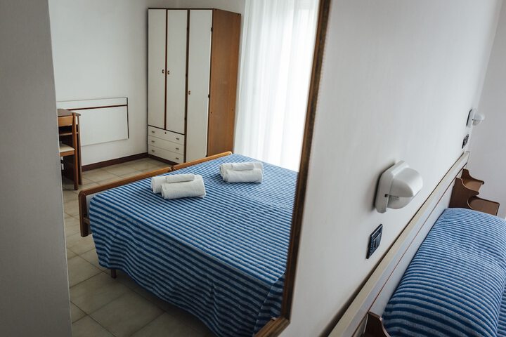 Room 20 of 86