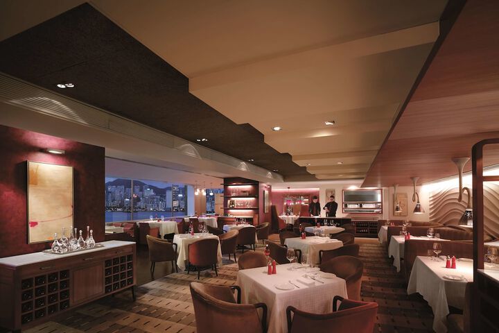 Dining 71 of 103
