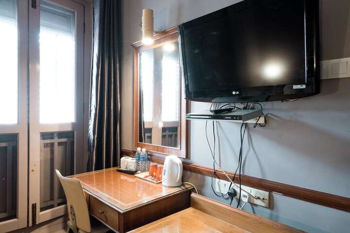 Room 41 of 61