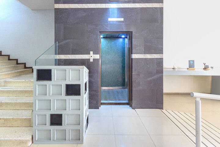 Elevator