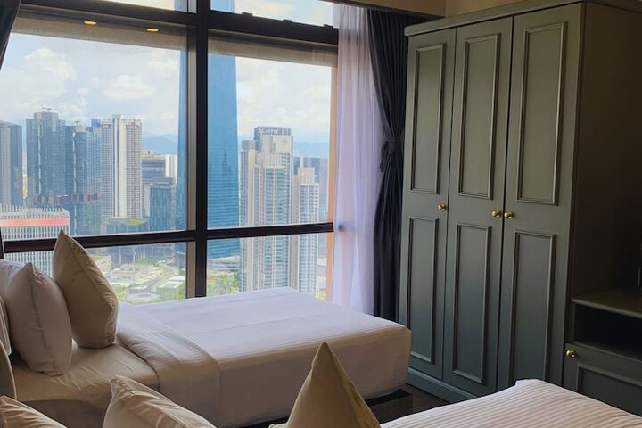 Room 21 of 82