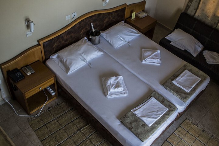 Room 19 of 228
