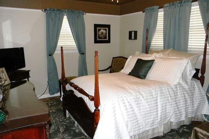 Room 6 of 46