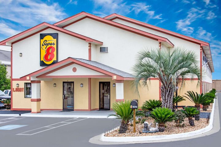 Exterior Photo