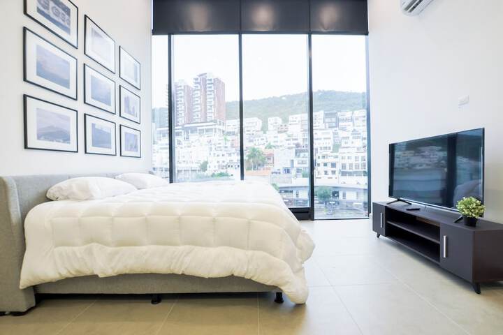 Room 34 of 238