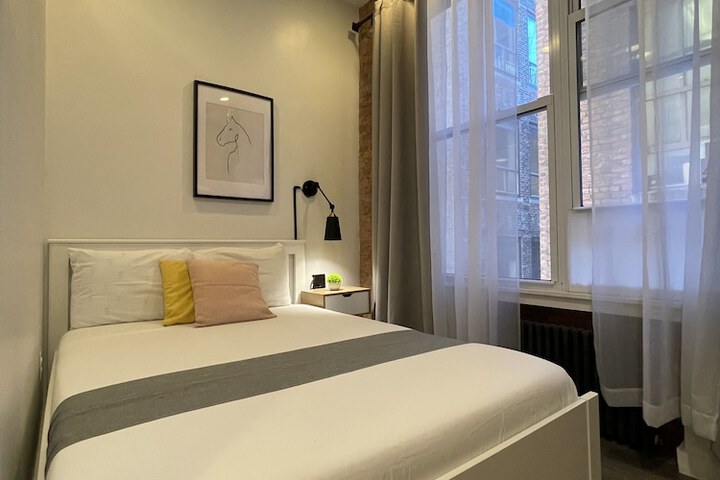 Room 15 of 236