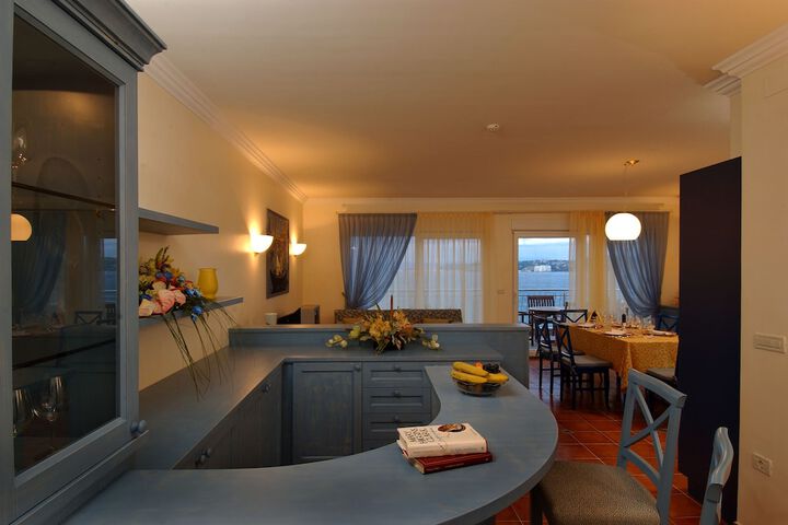 Room 20 of 43