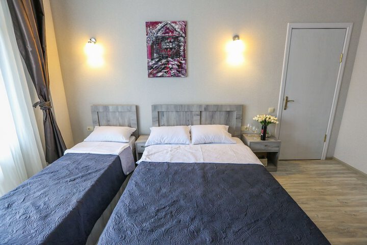 Room 20 of 34
