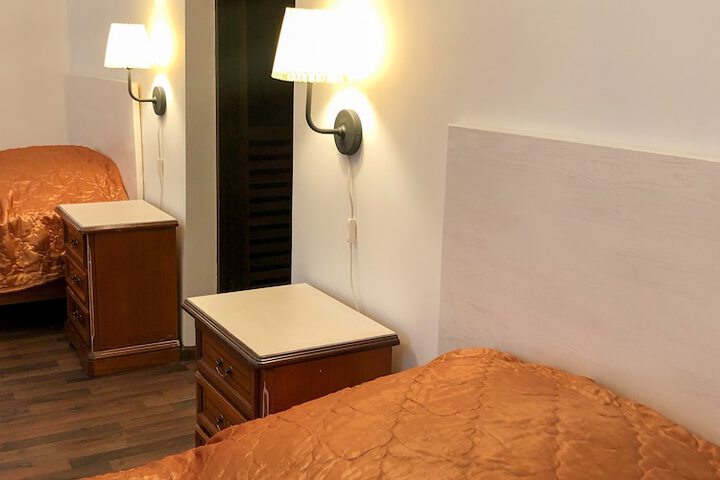 Room 19 of 62