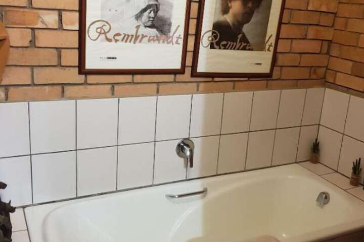 Room 22 of 46