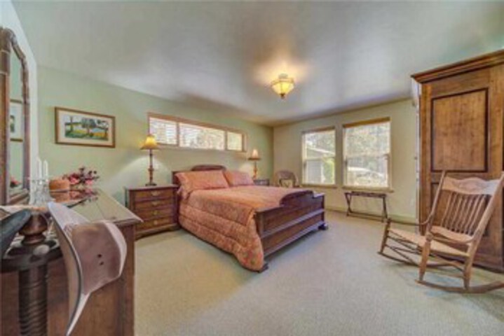 Room 18 of 21