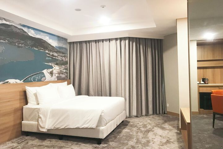 Room 14 of 31