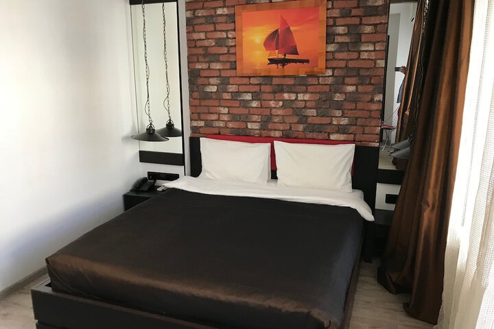 Room 12 of 58