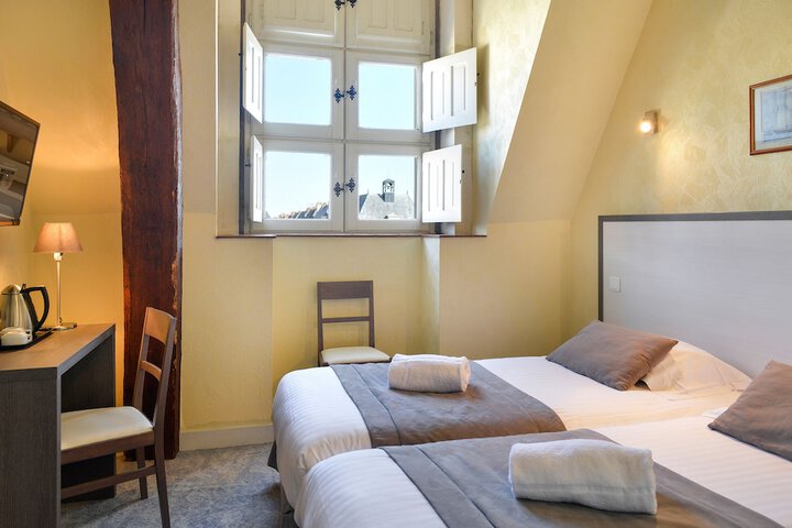 Room 7 of 55