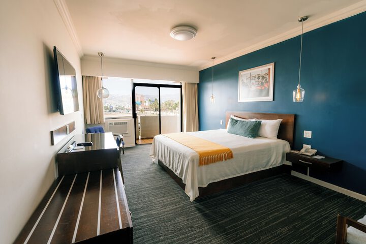 Room 17 of 53
