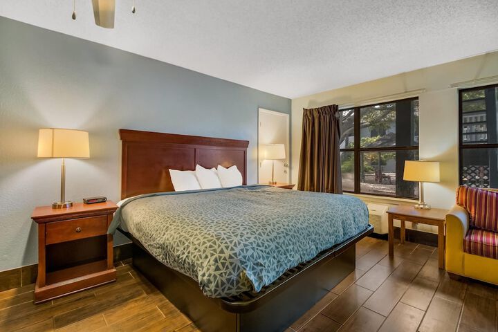 Room 21 of 45