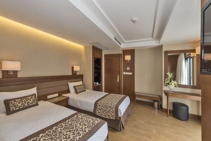 Room 20 of 60