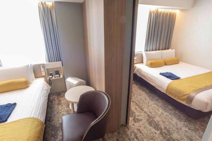 Room 16 of 87