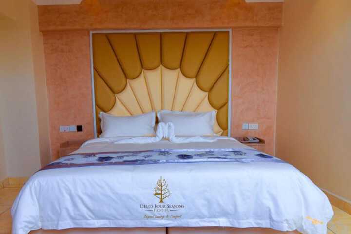 Room 2 of 28