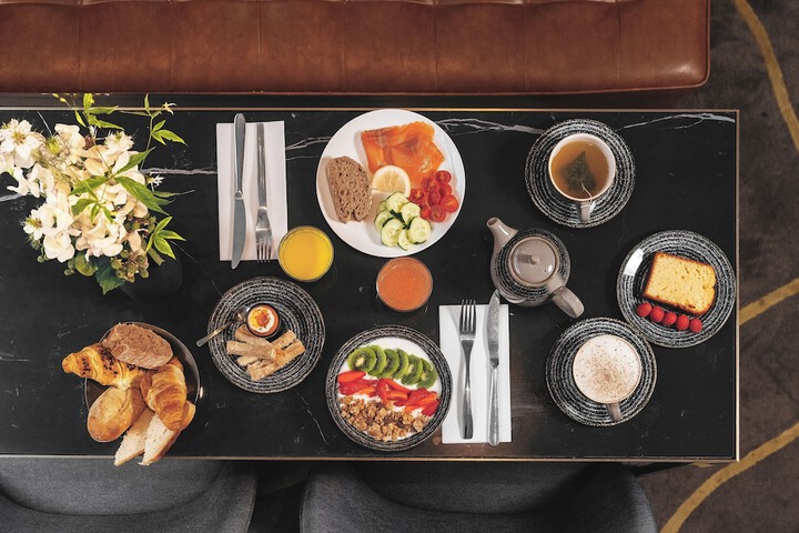 Dining 80 of 116